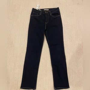 Levi’s 724 High Rise Straight Jeans in Cast Shadow - Size 28 Short